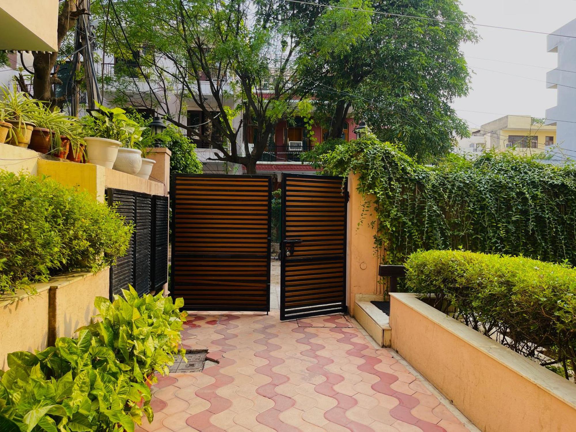 Bedchambers Serviced Apartments, Sector 40 Gurgaon Exterior photo